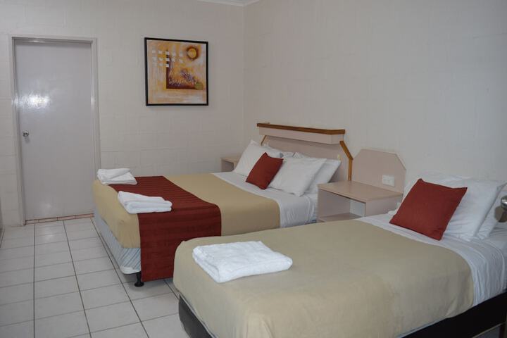 Room 19 of 39