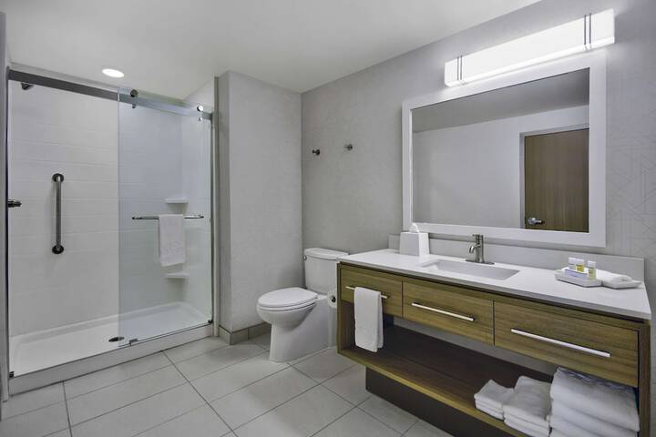Bathroom shower