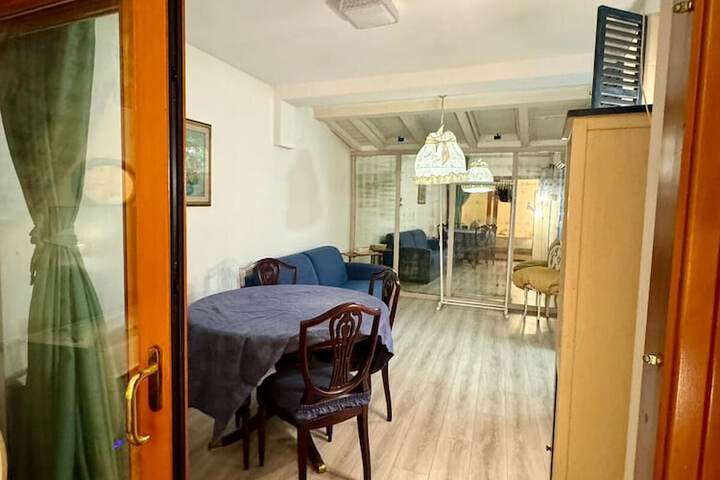 Room 20 of 29
