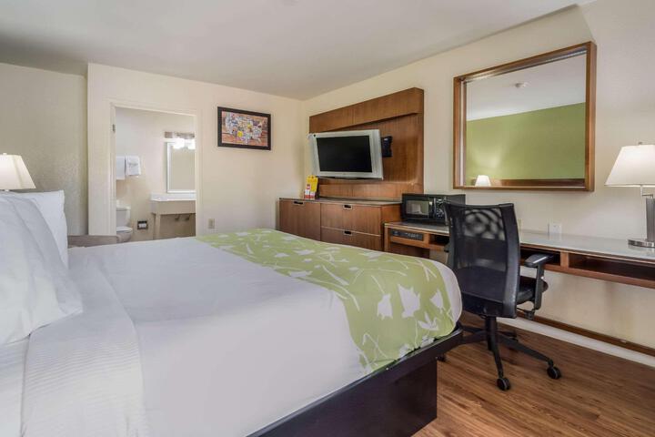 Standard King Bed Accessible (11 of 12)
