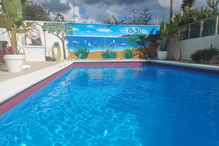 Pool Hotel