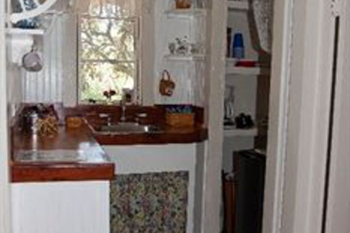 Room 12 of 22