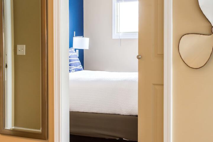 Room 10 of 74