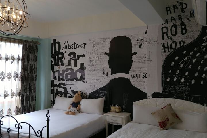 Room 30 of 54