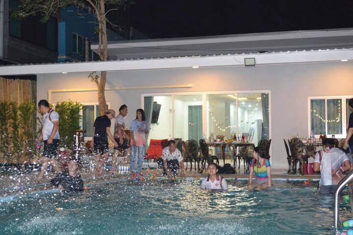 Hotel 166 of 177