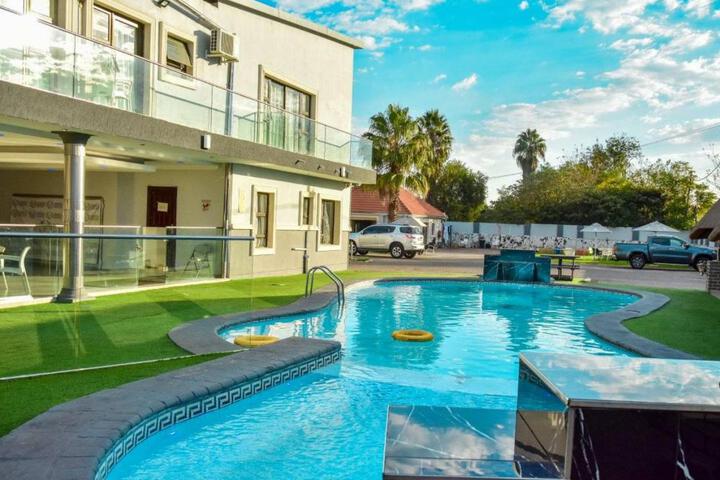 Photo of Lifestyle Lodge Hotel