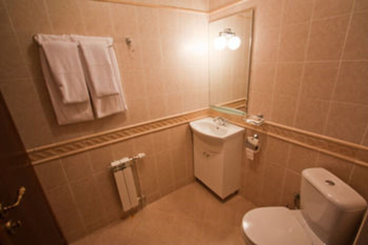 Room 7 of 53