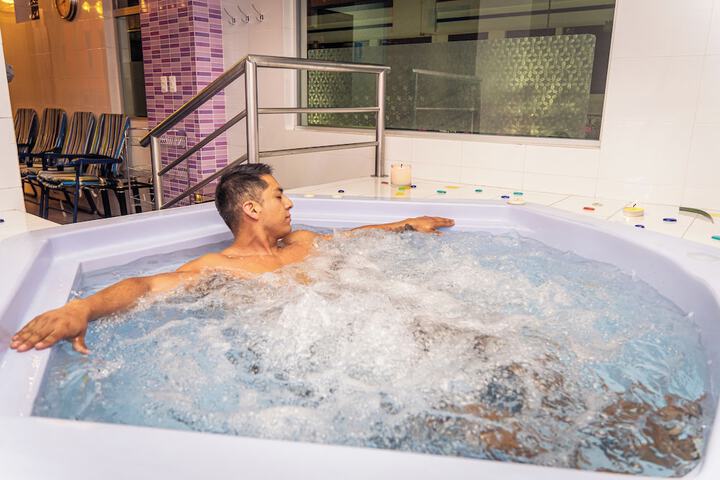 Spa 16 of 35