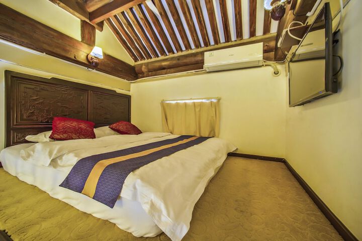 Room 3 of 69
