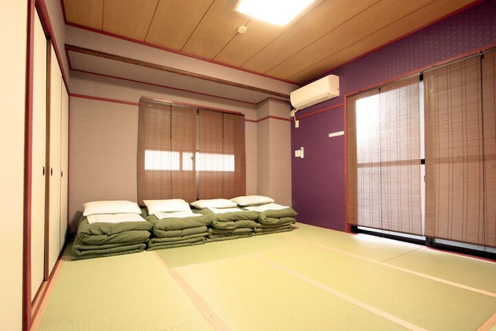 Room 14 of 62