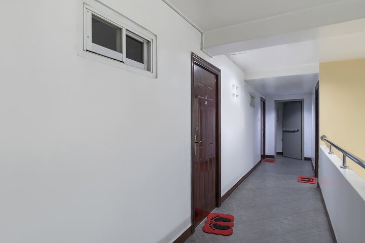 Ballroom/Hall 52 of 57