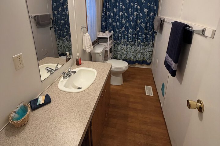 Room 61 of 98