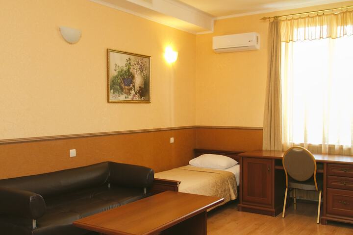 Room 41 of 78