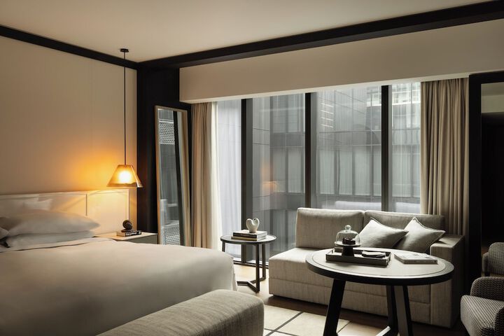 Room 43 of 123