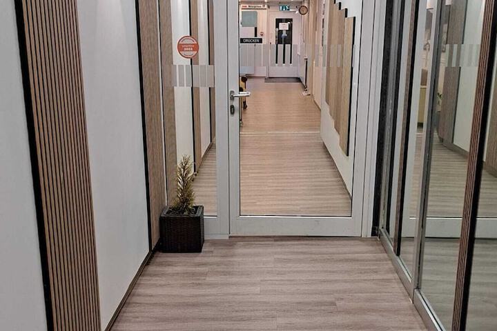 Hotel 65 of 69