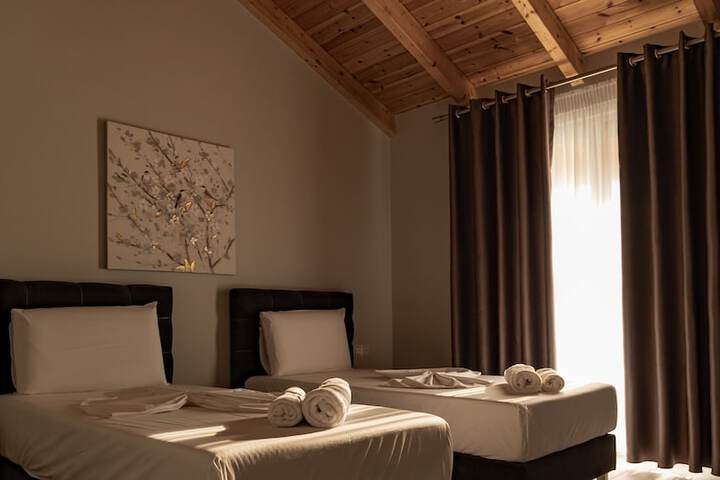 Room 30 of 72