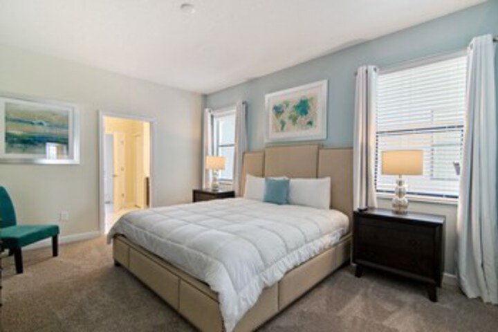 Room 17 of 31