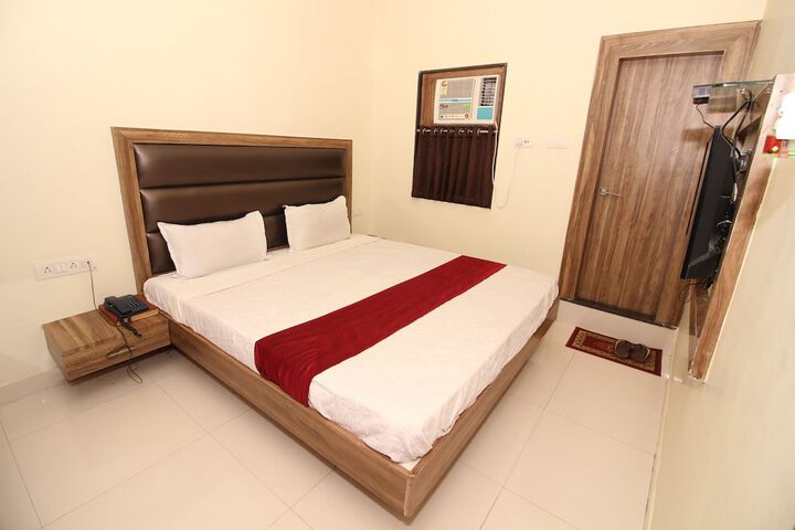 Room 25 of 56
