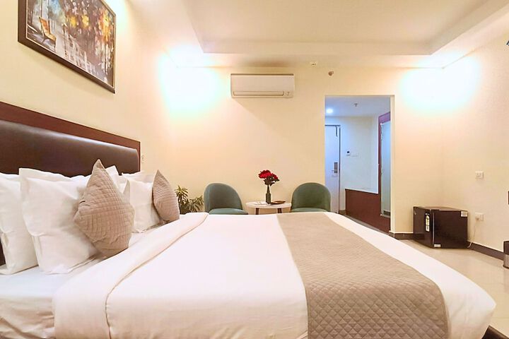 Room 15 of 95