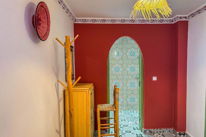 Room 2 of 14