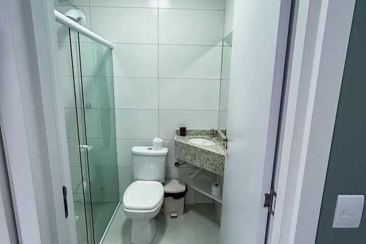 Room 12 of 23