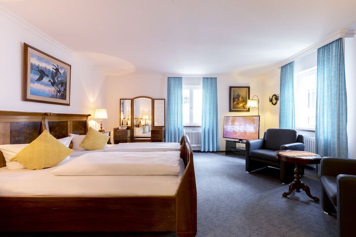 Room 17 of 46