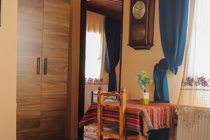 Room 18 of 57