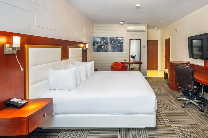 Room 36 of 72