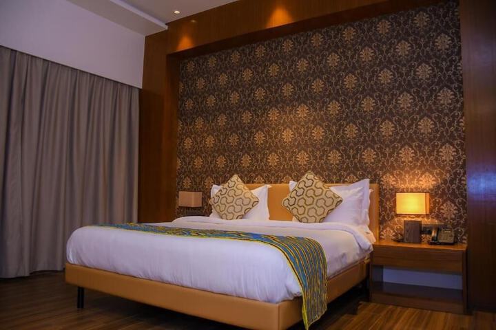 Room 6 of 22