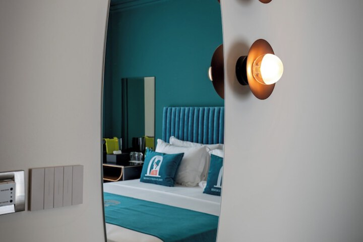 Room 81 of 128