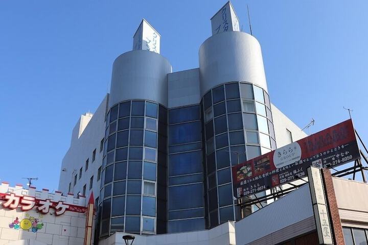 Hotel Crystal Plaza
