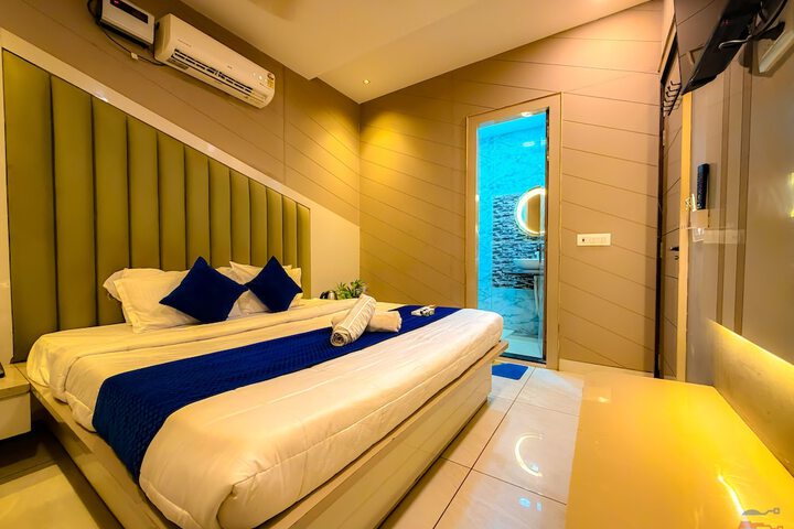 Room 50 of 58