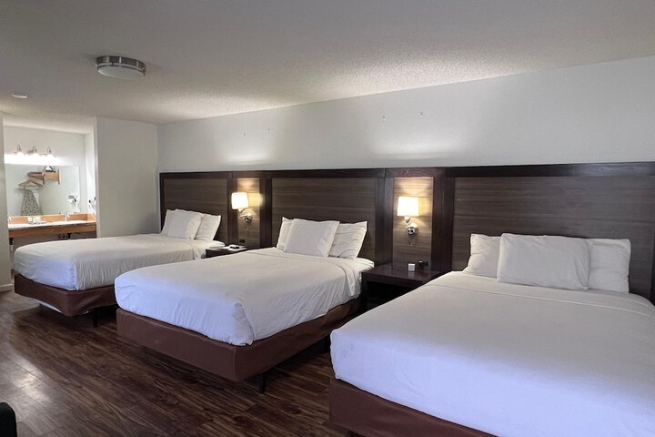 Room 9 of 46