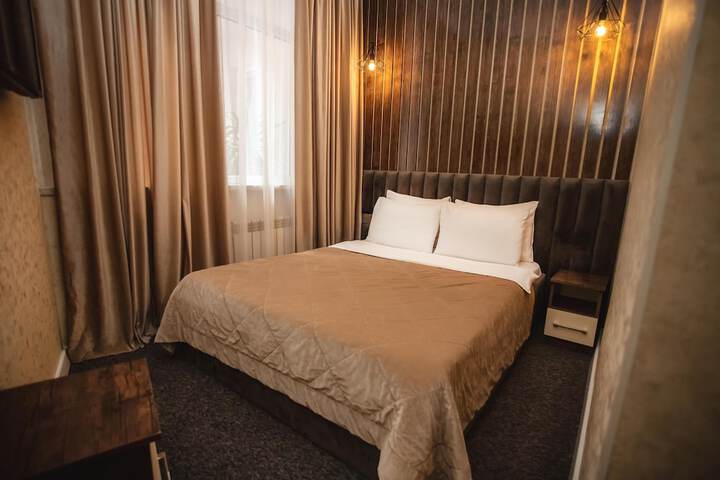 Room 6 of 29