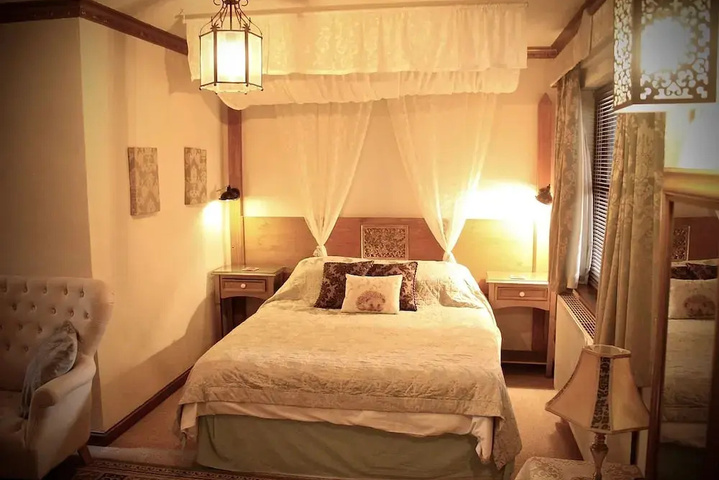 guest_rooms