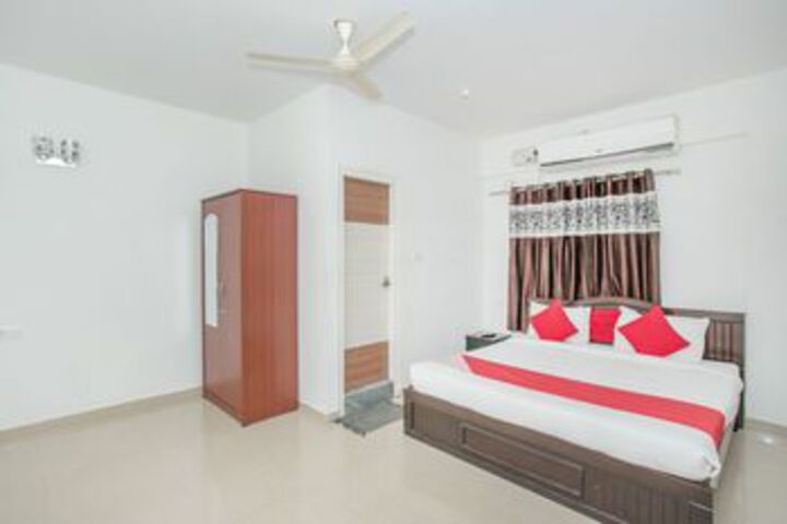 Room 8 of 21