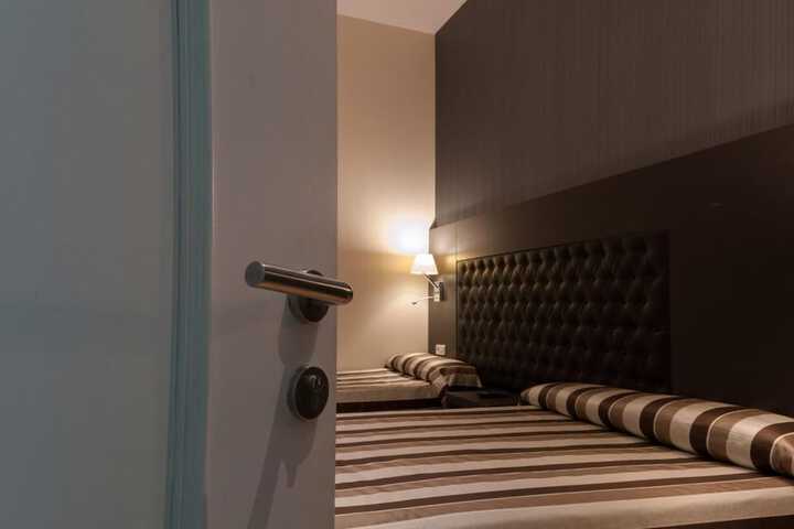 Room 22 of 52
