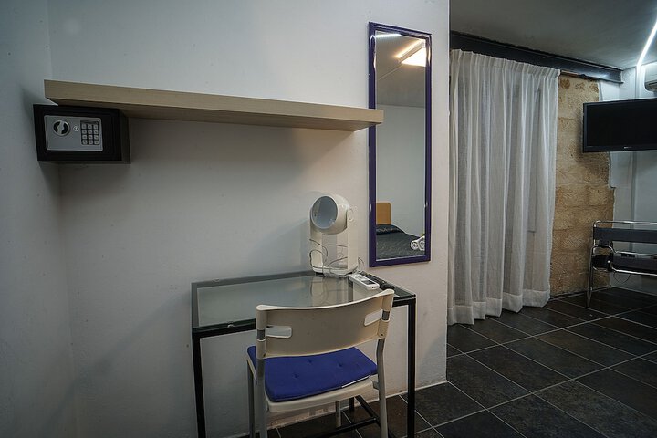 Room 18 of 58