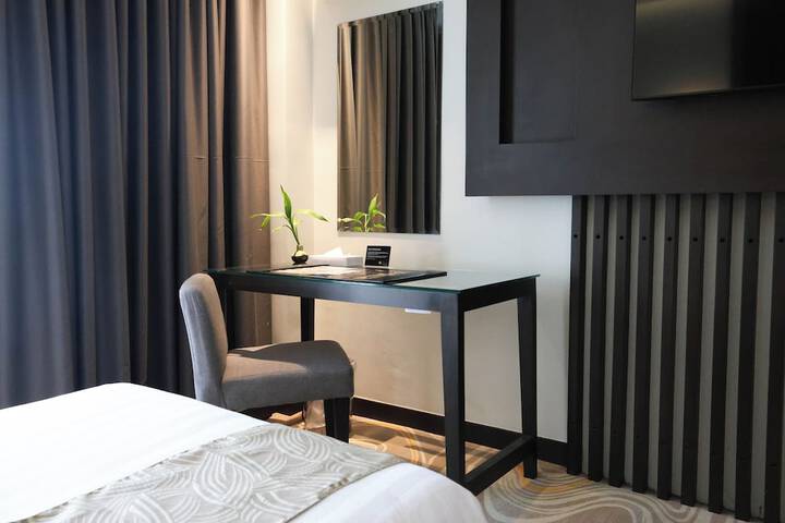 Room 17 of 31
