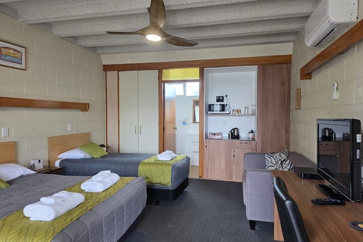 Room 11 of 39