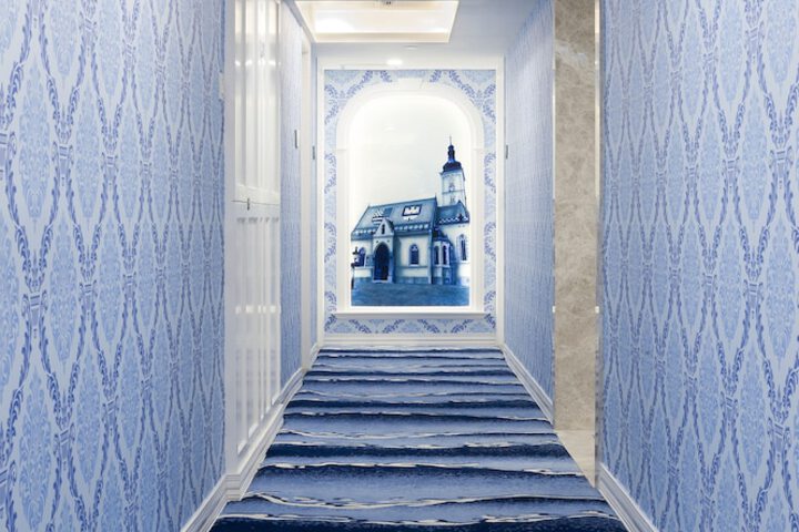 Ballroom/Hall 77 of 80
