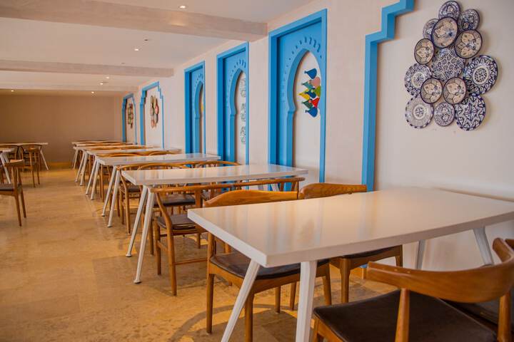 Dining 118 of 149