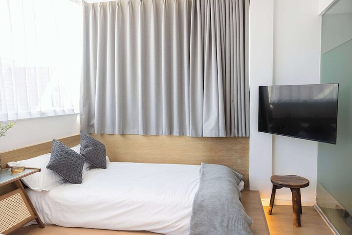 Room 10 of 125