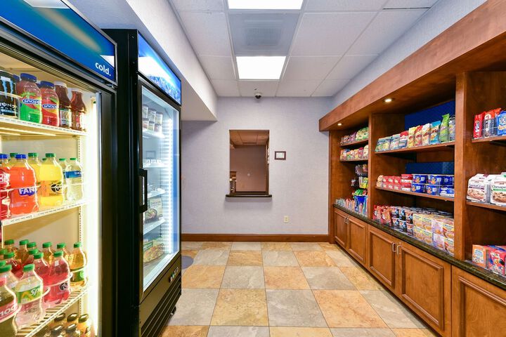 Snack bar