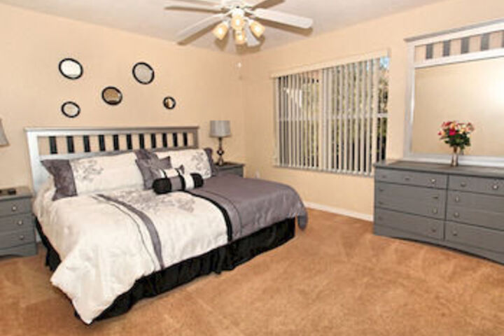 Room 166 of 380