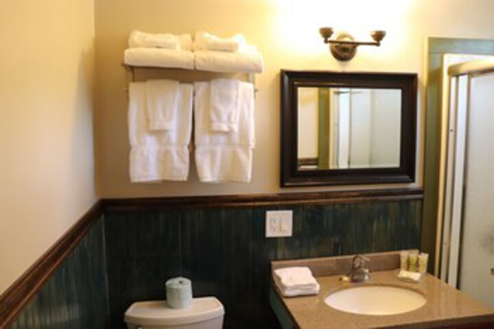 Room 361 of 504