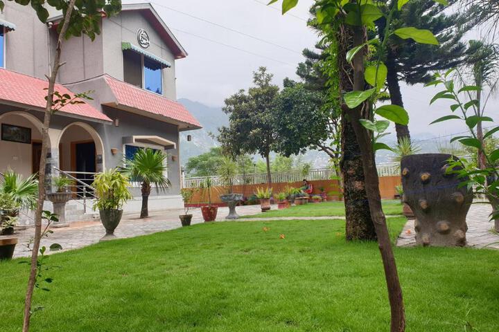 Kashmir lodge