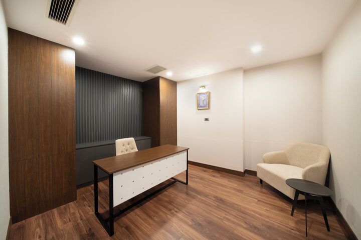 Room 2 of 41