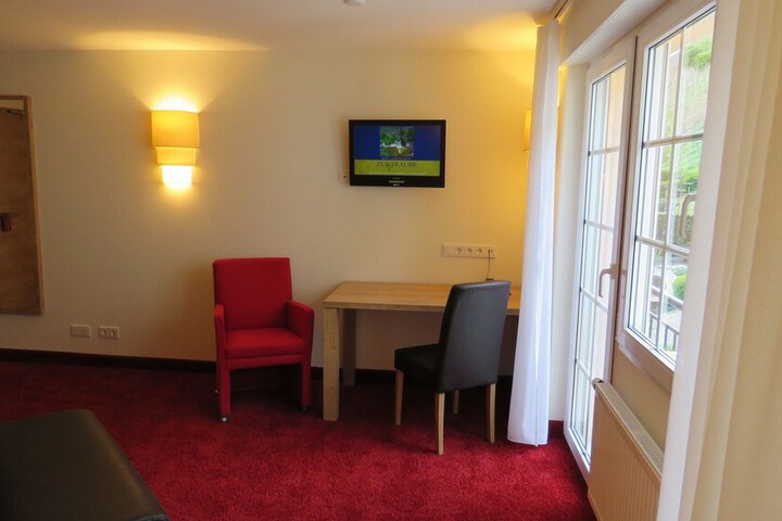 Room 7 of 70