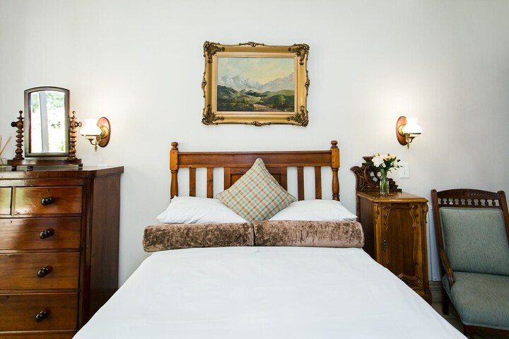 Room 35 of 61